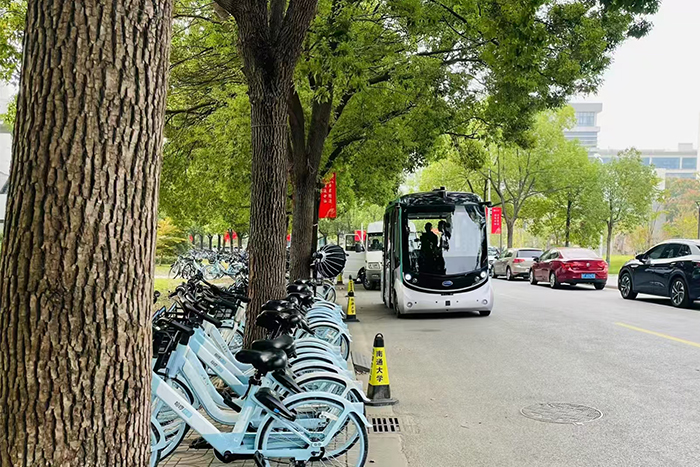 江苏南通大学----无人接驳